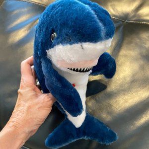 THE PETTING ZOO Blue Shark PLUSH Toy 2018 Collectible